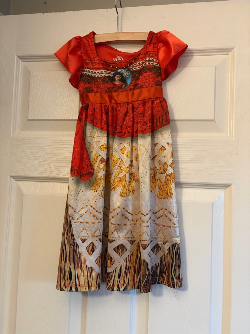 Disney Moana Girls' Red & Cream Nightgown l